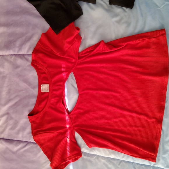 Women's shirts Size L - Picture 2 of 4